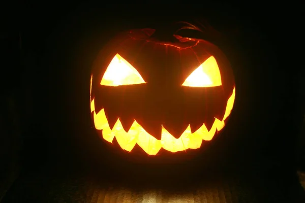 Lanterna Jack Abóbora Halloween Abóbora Halloween Brilhante Isolada Preto Halloween — Fotografia de Stock