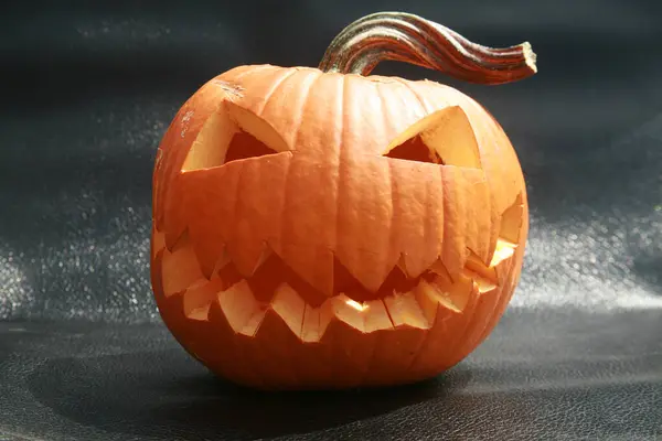Halloween Halloween Kürbis Ein Gruseliger Jack Lantern Halloween Geschnitzter Kürbis — Stockfoto
