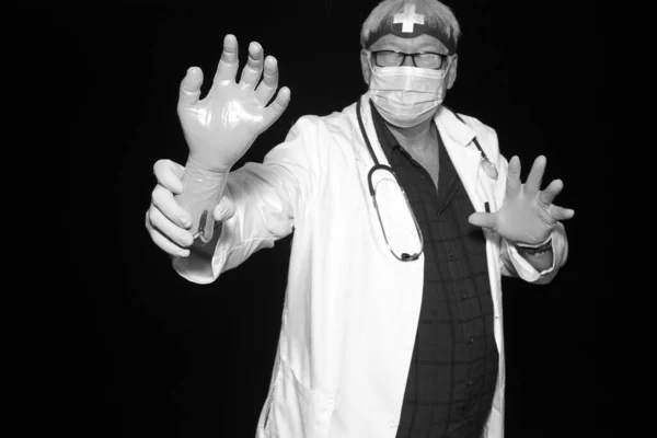 Ein Böser Doktor Posiert Während Sich Einer Halloween Fotokabine Mit — Stockfoto