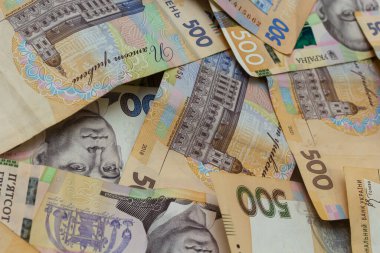 Ukrayna 'nın parası. Ukrayna Hryvnia banknotlarının geçmişi. Hryvnia 500, 200. Uah! Para ve tasarruf kavramı.