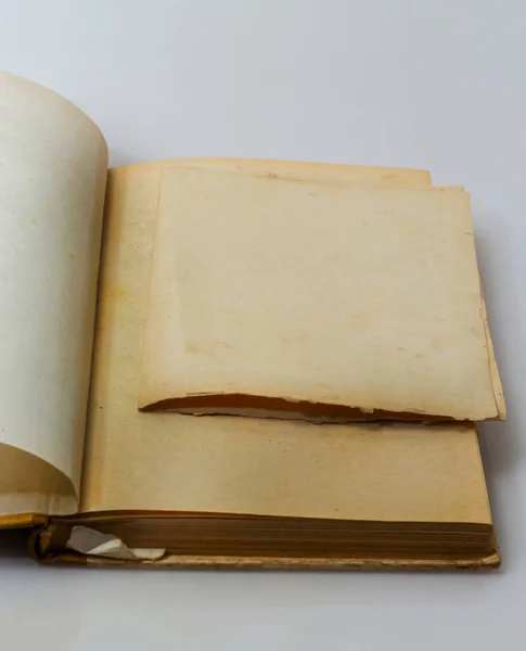 Apri Vecchio Libro Con Pagine Vuote Spazio Libero Testo Concetto — Foto Stock