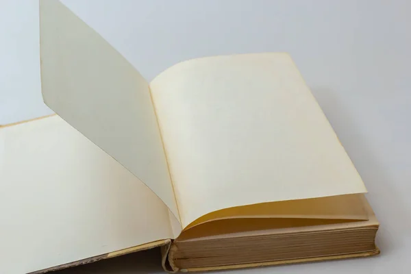 Nyissa Meg Régi Könyvet Üres Oldalakkal Szabad Helyet Szövegnek Irodalom — Stock Fotó