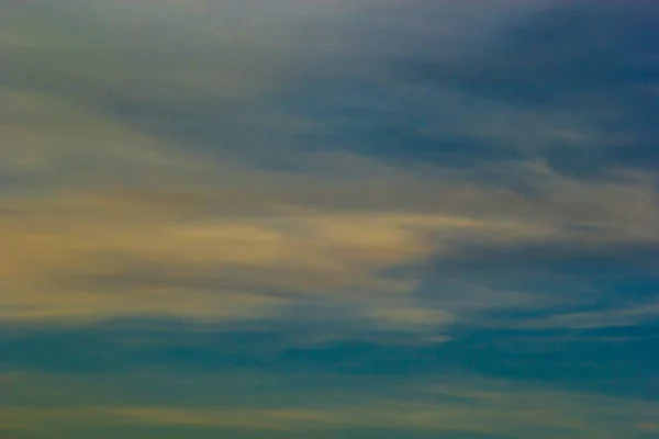 Закат Неба Разноцветными Облаками Драматическое Небо Сумерках — стоковое фото