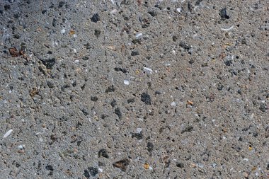 İnşaat alanında taze beton duvar, beton zeminli gri duvar, inşaat arka plan yenileme süreci, soyut.