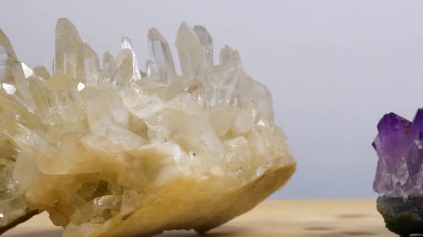 Amethyst Rock Crystal Camera Panning — Stock Video