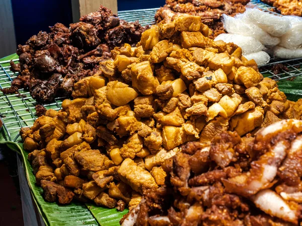 泰国的炸猪肉 很好的背景美味的背景 — 图库照片