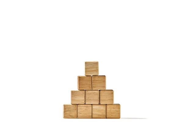Cubos Madeira Close Organiza Uma Forma Pirâmide Mock Para Criação — Fotografia de Stock