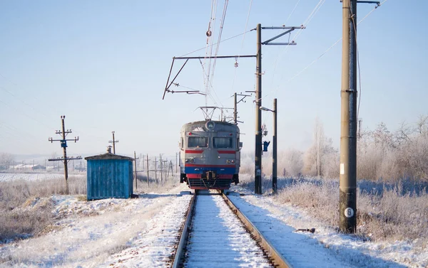 Tågstationen Vintern Med Tåg Rörelse — Stockfoto