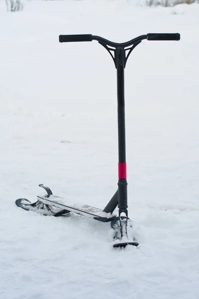 Sneeuwscooter Sneeuw Een Close — Stockfoto
