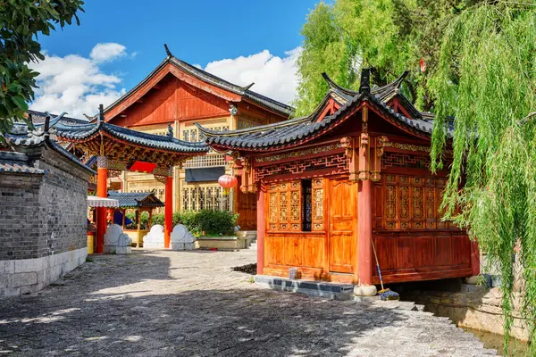 Vista Impressionante Cidade Velha Lijiang China Edifícios Autênticos Chineses Tradicionais Imagens Royalty-Free