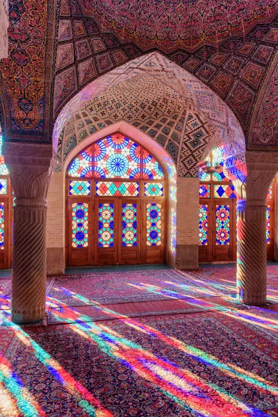 Shiraz Irán Octubre 2018 Vista Inusual Luz Del Sol Matutino Imágenes De Stock Sin Royalties Gratis