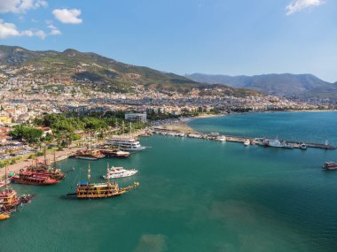 Türkiye 'deki Alanya Marina' nın muhteşem manzarası. Alanya Türkiye 'de popüler bir turizm beldesi.