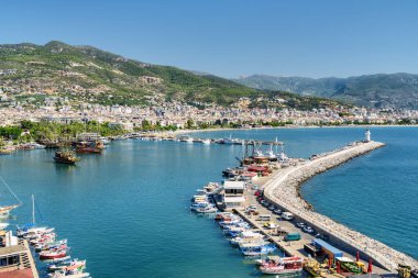 Türkiye 'deki Alanya Marina' nın muhteşem manzarası. Alanya Türkiye 'de popüler bir turizm beldesi.
