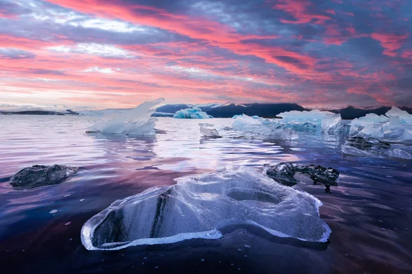 Παγόβουνα Στην Παγωμένη Λιμνοθάλασσα Jokulsarlon Εθνικό Πάρκο Vatnajokull Νοτιοανατολική Ισλανδία — Φωτογραφία Αρχείου