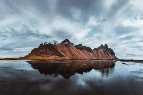 Famous Stokksnes Mountains Vestrahorn Cape Southeastern Icelandic Coast Epic Sky — Stock Photo, Image