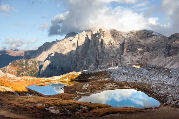 Eau Claire Turquoise Des Lacs Alpins Piani Dans Parc National — Photo