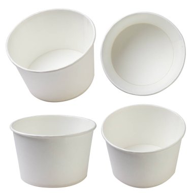 Farklı taraflardan beyaz arka plana yakın plan kağıt kaseler. İzole edilmiş