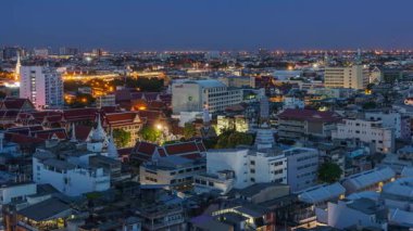 Bangkok, Tayland 'daki kentsel binalarla ufuk çizgisinin zamanlaması.