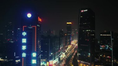 Guangzhou şehri şehir hava görüntüsü gece Çin 'de drone görüntüsü