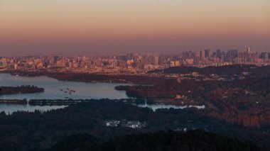 Çin 'in Zhejiang eyaletinde Hangzhou Leifeng Pagoda zaman çizelgesi