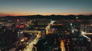 Kunming 'den şehir hava görüntüsü, Çin' in güneybatısından Yunnan.