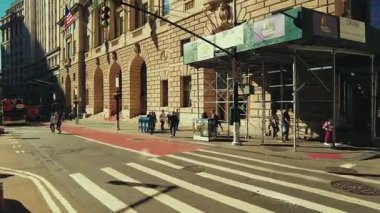 NEW YORK CITY, USAOCT 14, 2022: Kentsel binaların sokak manzarası