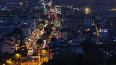 Çin 'in Jiangsu kentindeki Suzhou şehrinin çatı manzaralı zaman çizelgesi.