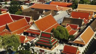 Bangkok, Tayland 'daki kentsel binalarla ufuk çizgisinin zamanlaması.