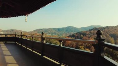 Hangzhou Çin 'deki Batı Gölü' ndeki ünlü Leifeng Pagoda 'dan görüntü