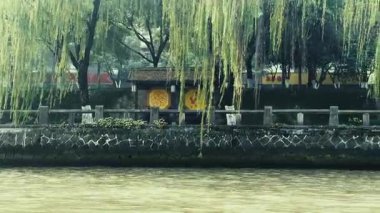 Çin Hangzhou 'daki kentsel binalarla Jinghang Su Yolu