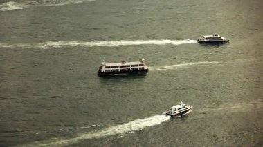 Viktorya Limanı 'nda tekne. Hong Kong, Çin, Asya' da..