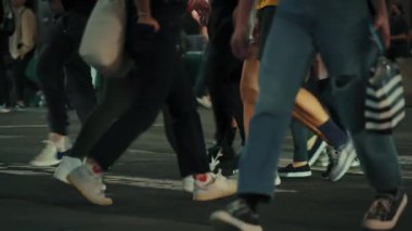 NEW YORK CITY, USAOCT 14, 2022: Kentsel şehir gece manzarası