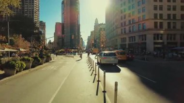 NEW YORK CITY, USAOCT 14, 2022: Kentsel binaların sokak manzarası