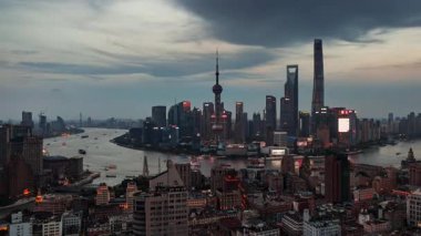 Pudong, Şangay, Çin ve Asya 'daki kentsel binaların zamanaşımı görüntüsü.