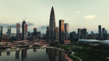 Shenzhen kentsel şehir modern binalar Guangdong, Çin, Asya 'da hava manzaralı.