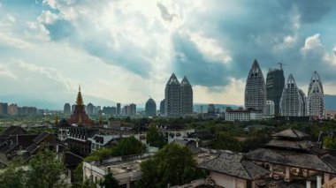 Çin 'in güneybatısında Yunnan, Jinghong bölgesinde Xishuangbanna zaman çizelgesi