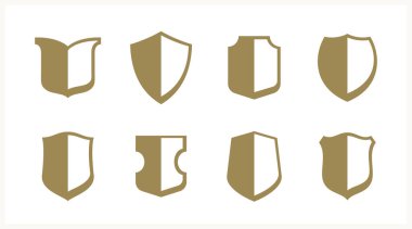 Klasik kalkan vektör seti, cephane amblemi koleksiyonu, savunma ve güvenlik simgeleri, boş ve boş tasarım ögeleri.