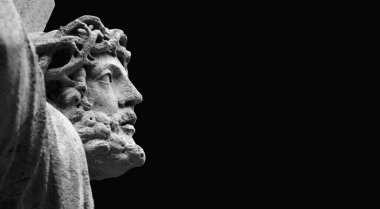 İsa 'nın çarmıha gerilmesi: inanç, din, ölüm ve diriliş kavramı. Boşluğu kopyala