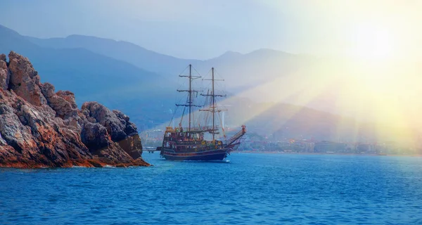 Трехмачтовый Винтажный Корабль Средиземном Море — стоковое фото