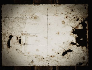 Eski ahşap arka planda kirli bir kartpostal. Metin için alanı kopyala