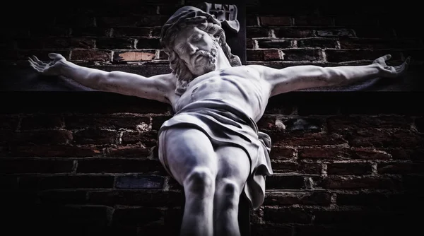 Untere Ansicht Der Antiken Statue Der Kreuzigung Jesu Christi Horizontales — Stockfoto