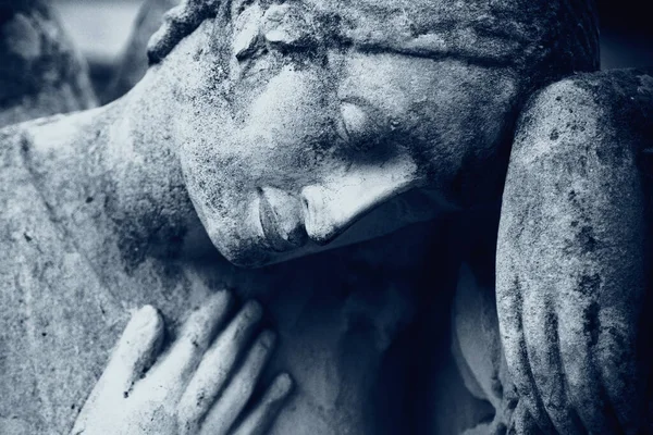 Anioł Grobie Jako Symbol Śmierci Bólu Smutku Zabytkowy Posąg — Zdjęcie stockowe