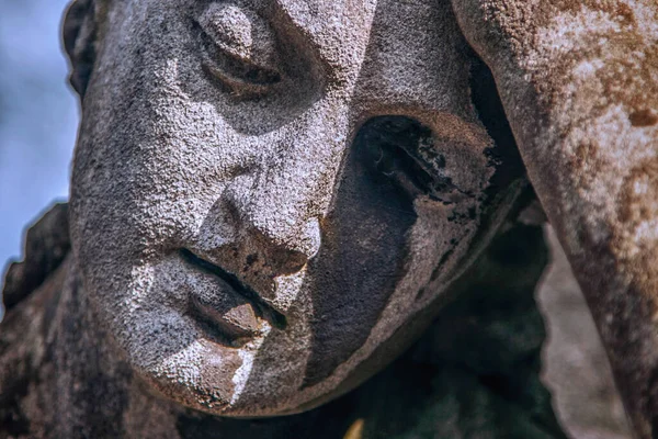 Traurige Augen Eines Schönen Engels Fragment Einer Antiken Statue Tod — Stockfoto