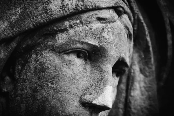 Jungfru Marias Blick Fragment Antik Staty Religion Tro Kristendomsbegrepp Svart — Stockfoto