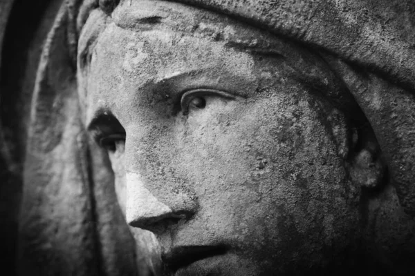 Olhar Virgem Maria Fragmento Estátua Antiga Religião Conceito Cristianismo Imagem — Fotografia de Stock