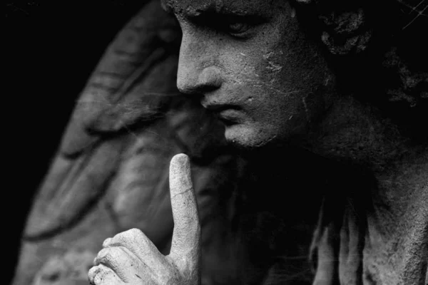 Close Retro Estilo Uma Antiga Estátua Anjo Como Símbolo Fim — Fotografia de Stock
