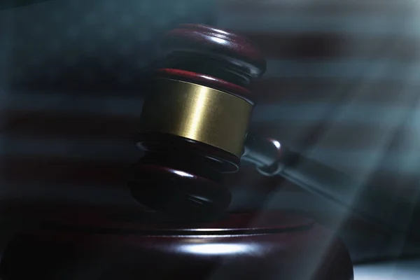 Судді Дерев Яні Подарували Прапор Сполучених Штатів Символ Справедливості Америці — стокове фото