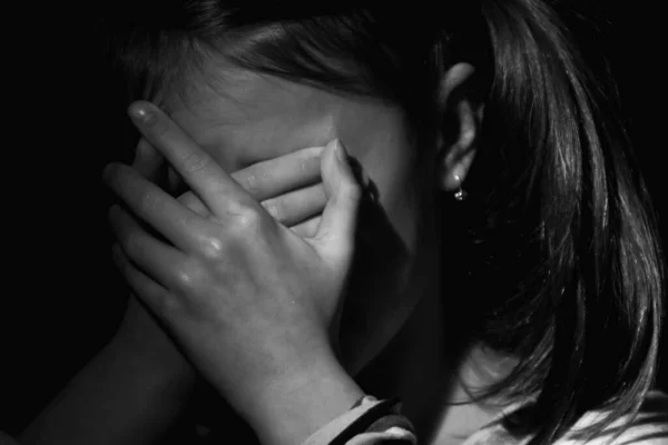Citra Konseptual Cedera Psikologis Kegelisahan Dan Ketakutan Anak Anak Kehilangan — Stok Foto