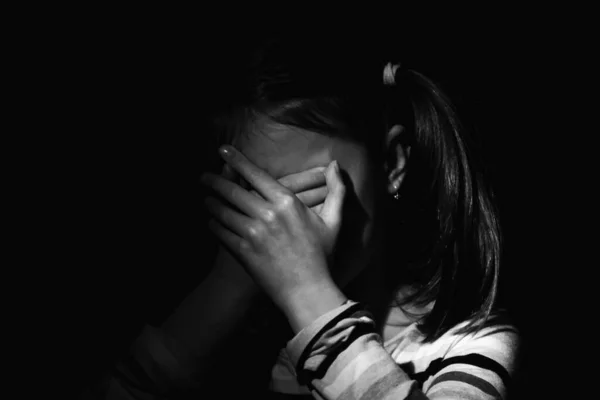 Citra Konseptual Cedera Psikologis Kegelisahan Dan Ketakutan Anak Anak Kehilangan — Stok Foto
