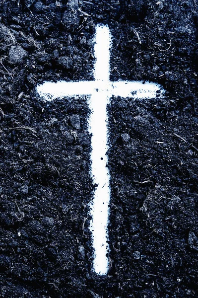 Toprak Zemine Karşı Haçın Silueti Haç Nın Sembolü Hıristiyanlık Din — Stok fotoğraf